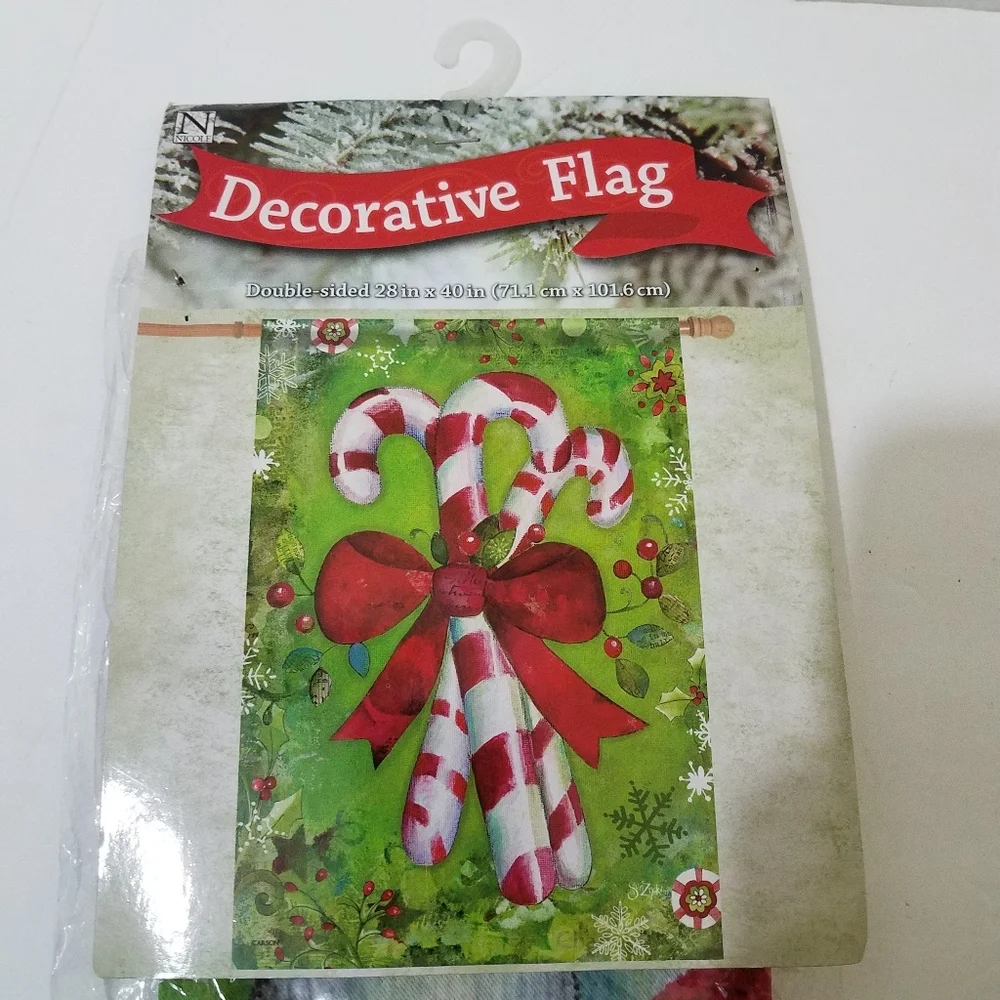 Nicole 28 x 40 Candy Cane Flag New